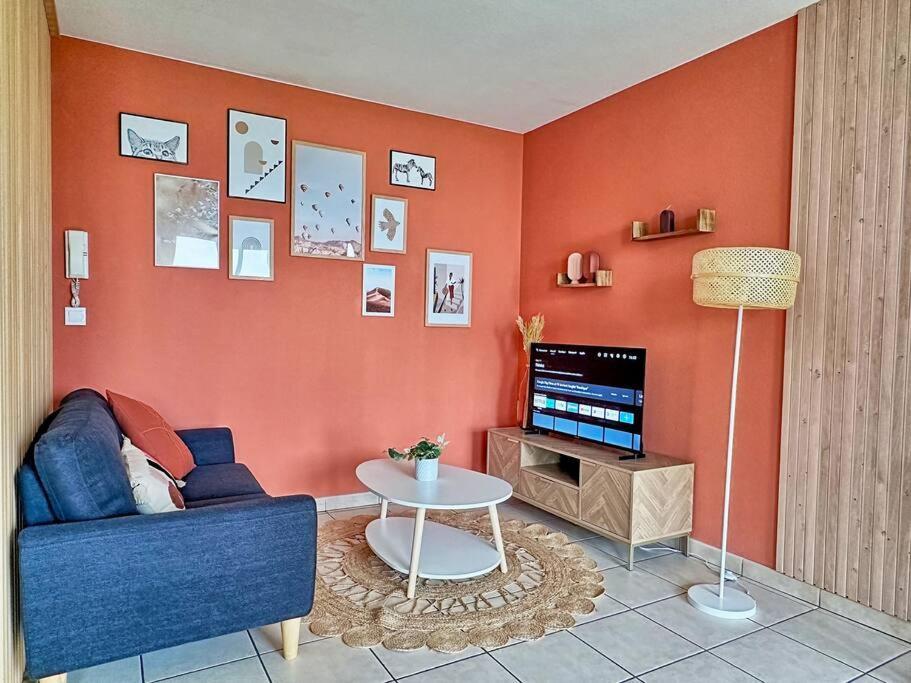 Charmant T2 Terrasse, Garage Вильорбан Екстериор снимка